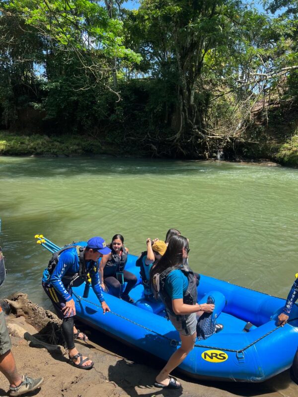 Safari Float at Peñas Blancas River - Image 2